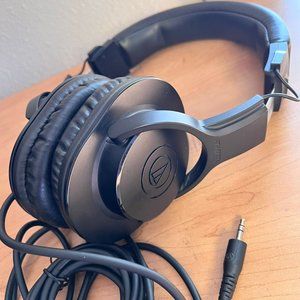 Audio Technica M30x Stuido Headphones